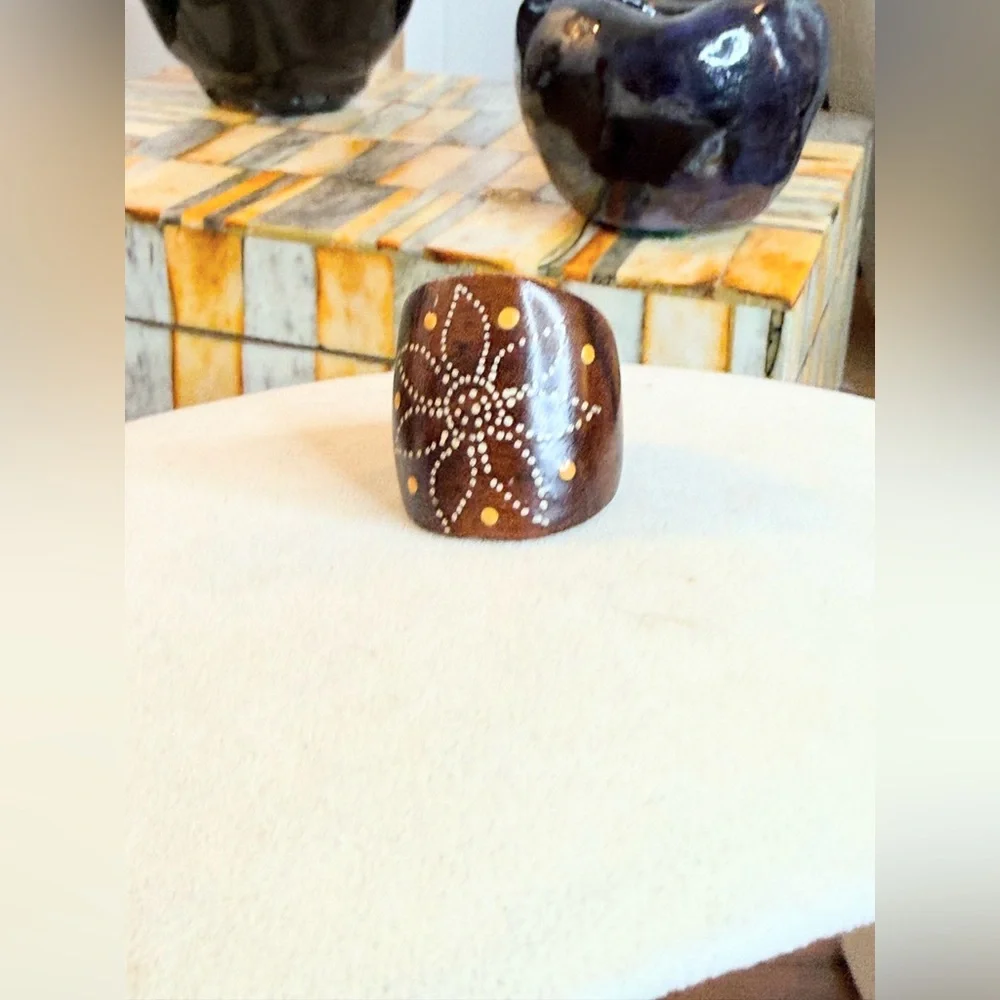 Vintage Hand Painted Wood Ring Size 8 Wide Band Boho Folk Art Floral Statement - Picture 6 of 7